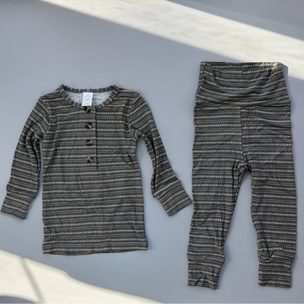 Lou Lou & Company Easton Top & Bottom Set Size 6-12M Easton Printed Gray Striped